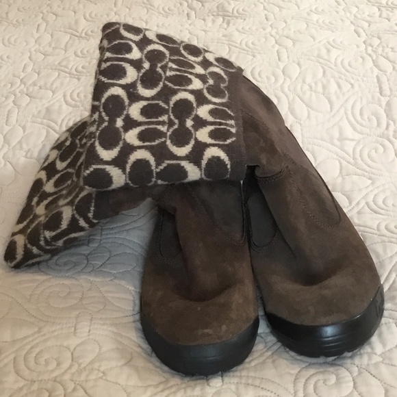 Coach Tatum Signature C Wool and Sued Brown Boots, Size 8 - Picture 13 of 13